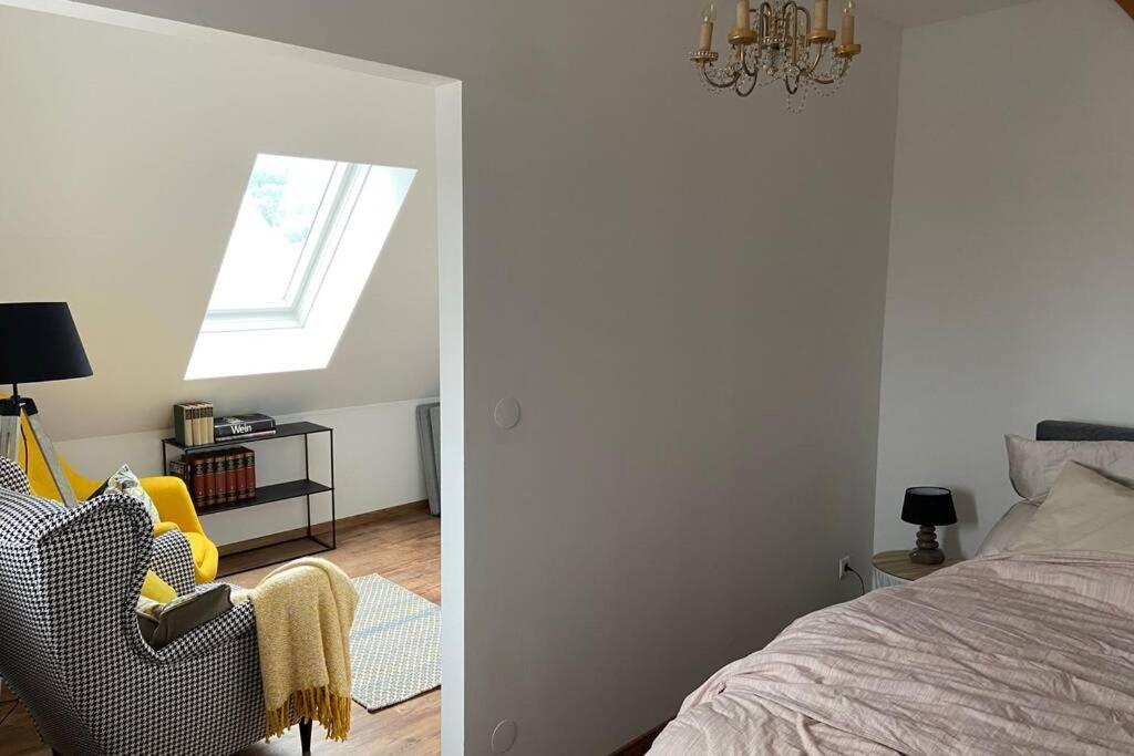 Deluxe Appartement über den Dächern von Krems Exterior foto