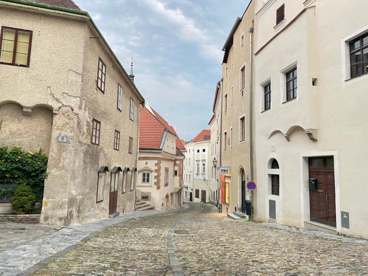 Deluxe Appartement über den Dächern von Krems Exterior foto